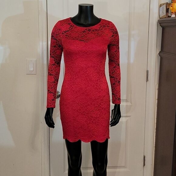 BRAND NEW IZ BYER LONG SLEEVES RED LACE MINI DRESS - Picture 3 of 14